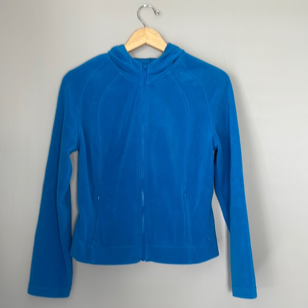 Full zip hooded fleece jacket
